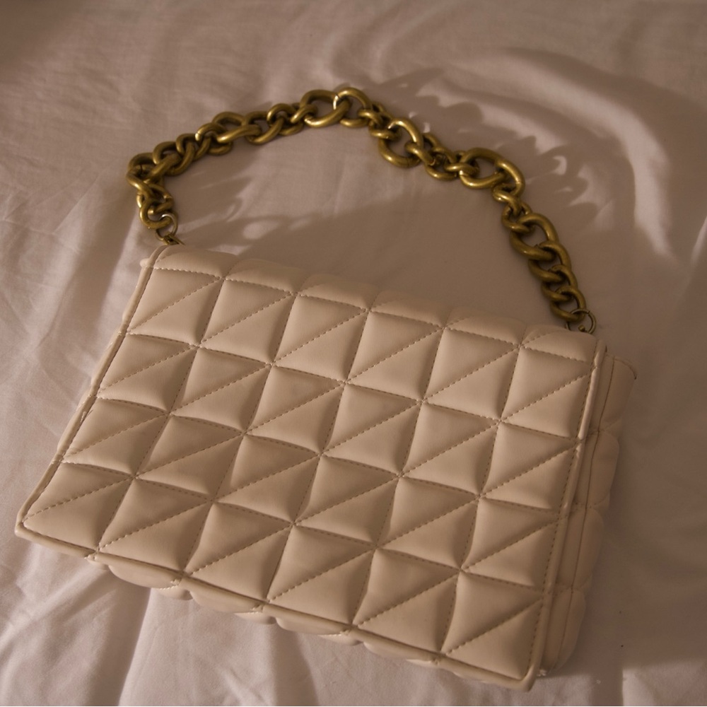 Zara Cream Bottega-inspired Quilted Shoulder Bag with Chunky Gold Chain Strap